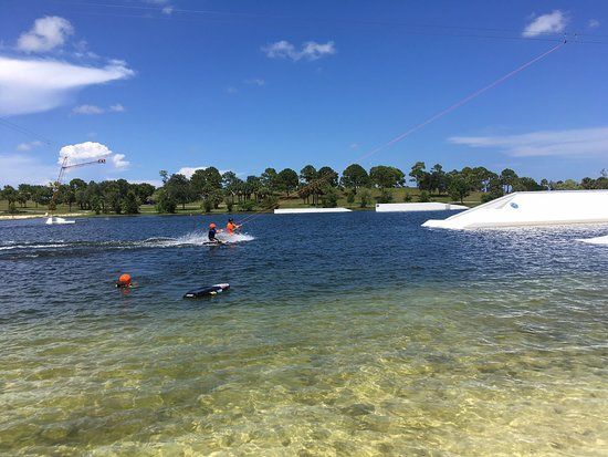 Shark Wake Park 561